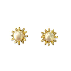 Pearlea Daisy Sparkle Studs