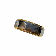 Joellery Edged Gold Ring